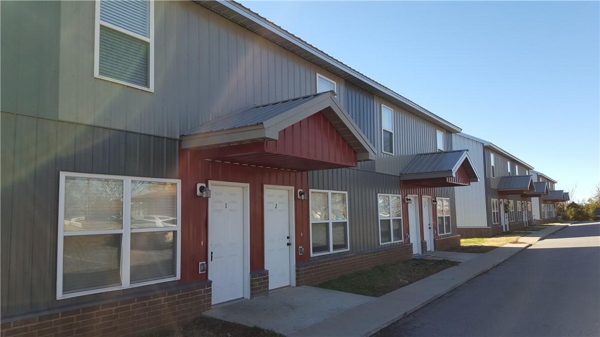 Farmington Outlots - Residential Lease