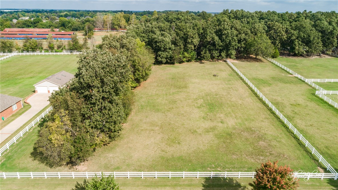 Western Trails Estates - Land