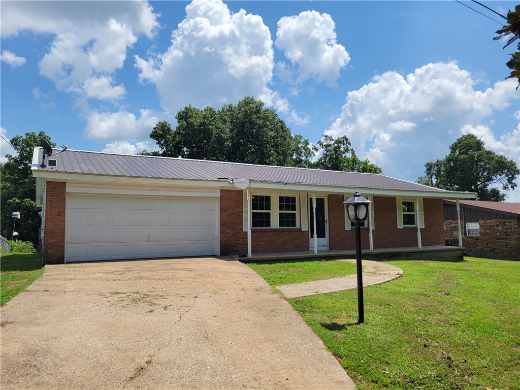 E N Coons Sub Rurban - Residential