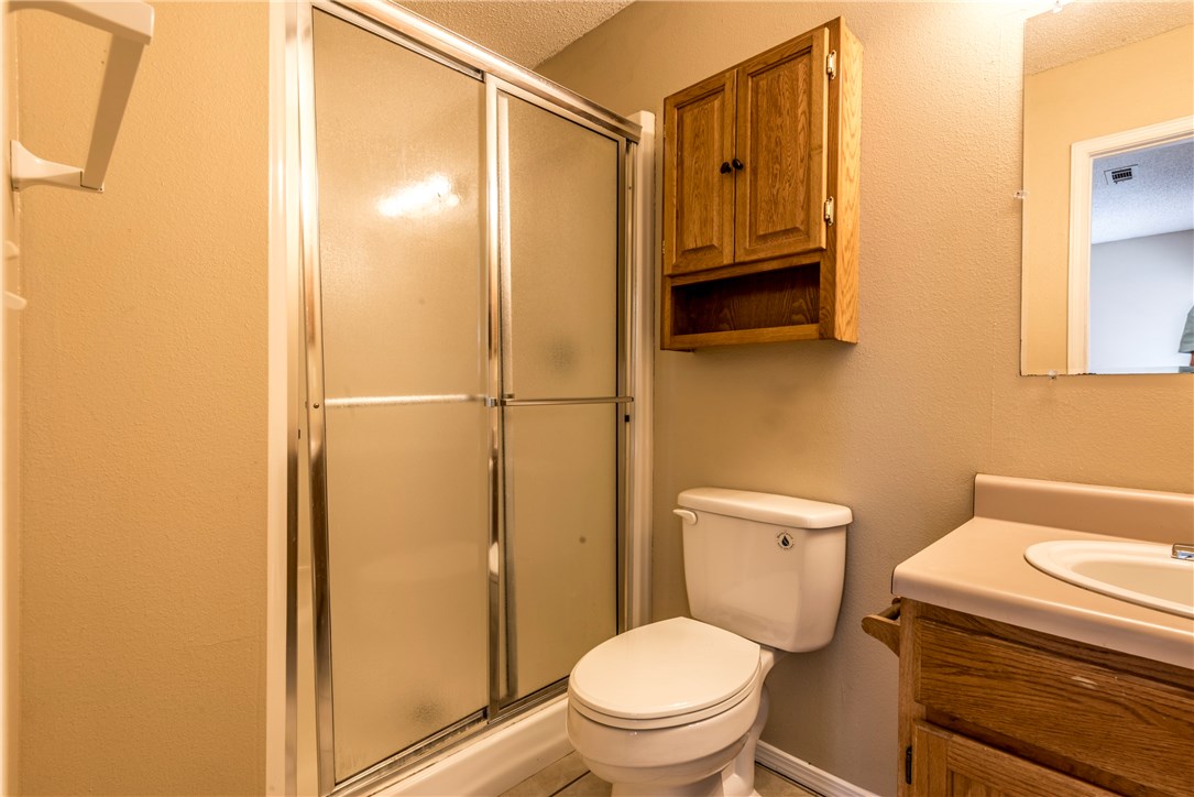 Pine Crest Add Ph I - Residential Lease