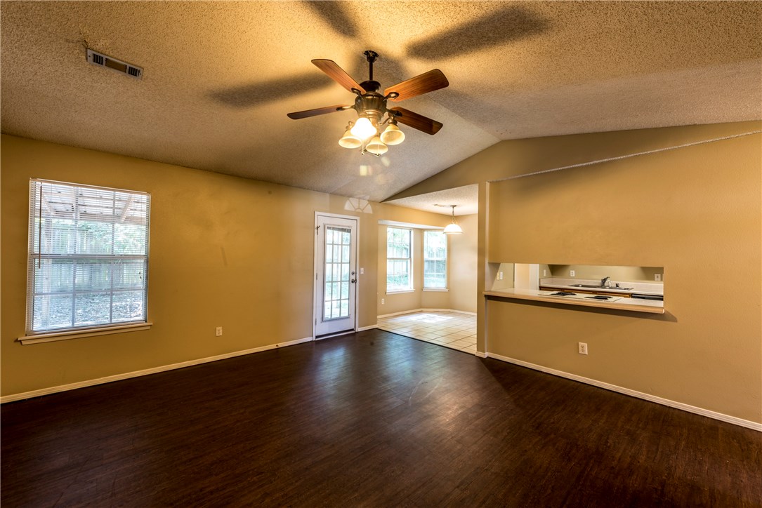 Pine Crest Add Ph I - Residential Lease