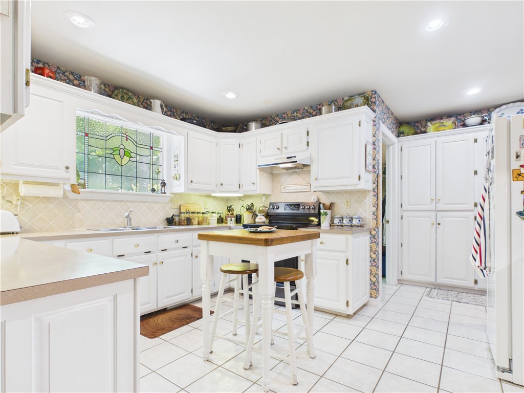 Robinwood II, Unit II - Residential