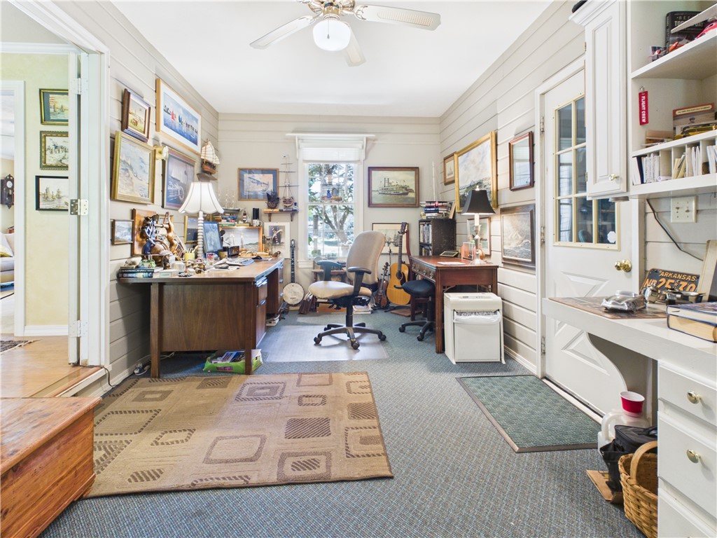 Robinwood II, Unit II - Residential