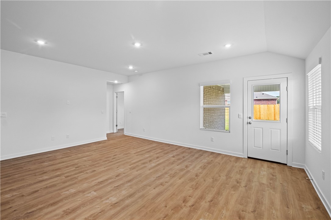 Wagon Wheel West Sub - Residential Lease