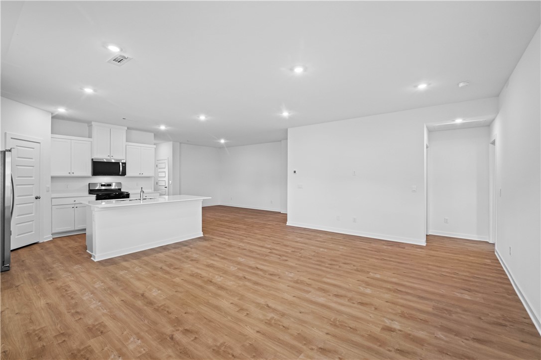 Wagon Wheel West Sub - Residential Lease