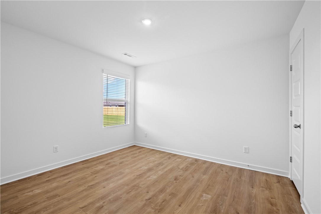 Wagon Wheel West Sub - Residential Lease