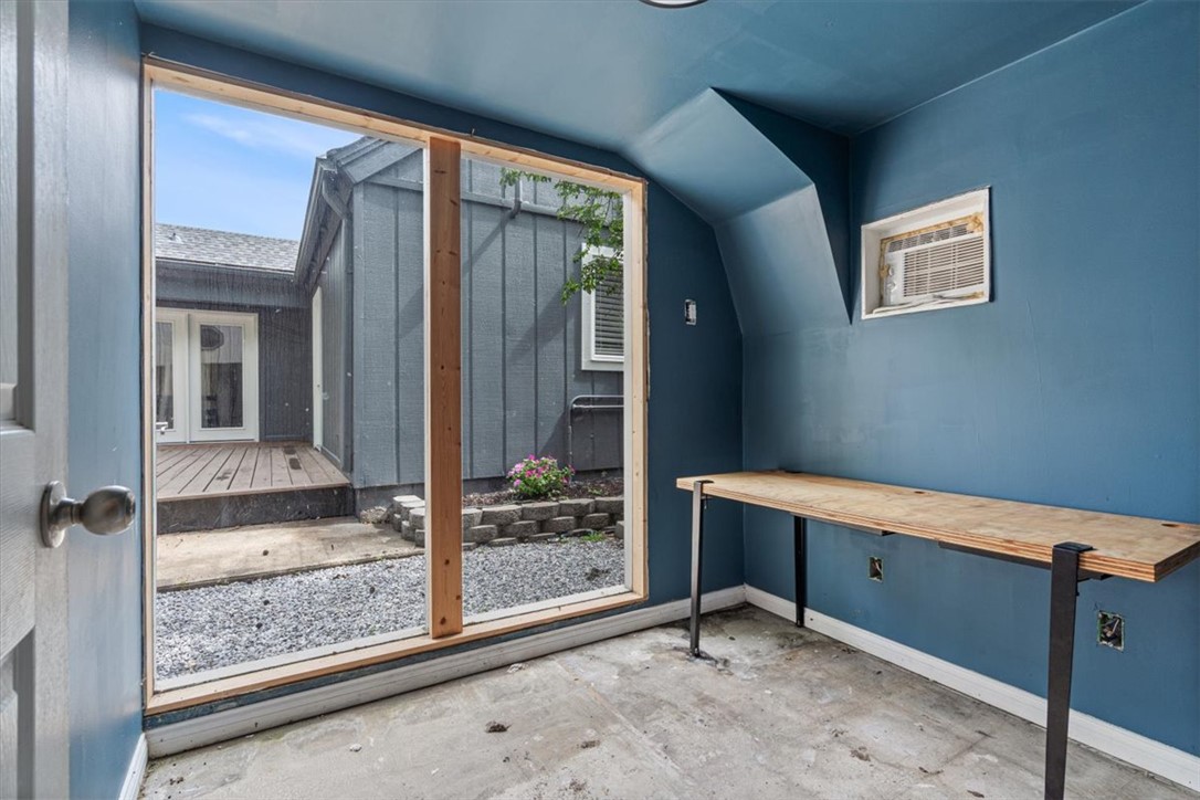 University View Sub Siloam Spgs - Residential