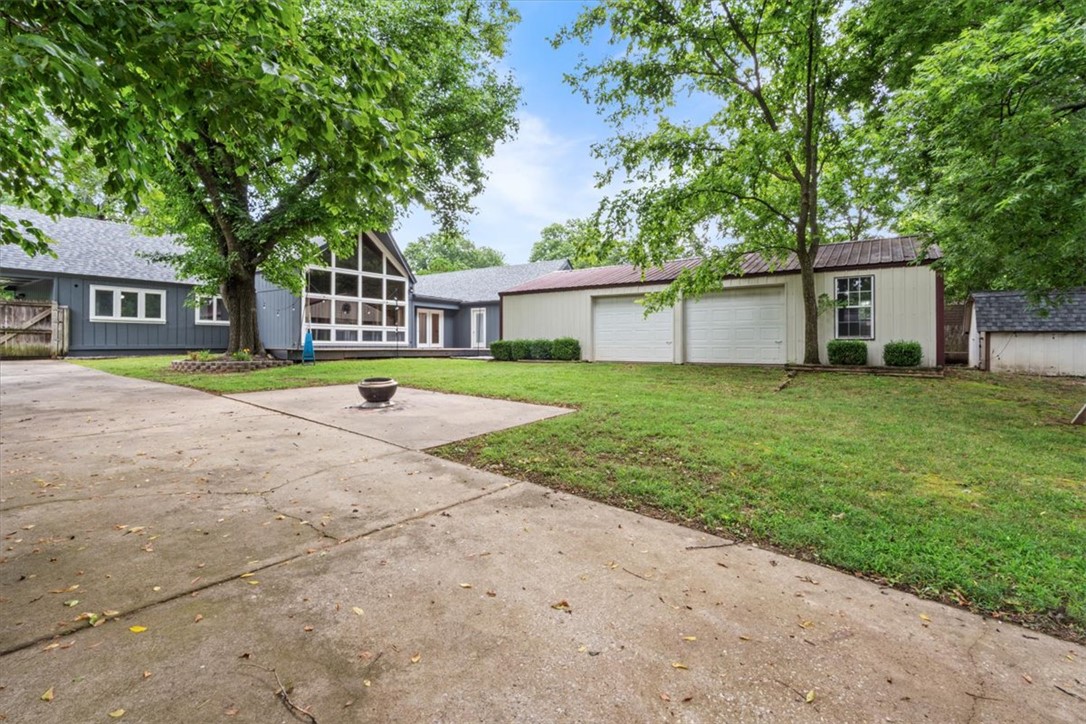 University View Sub Siloam Spgs - Residential