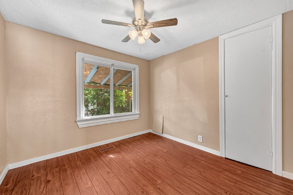 31-18-33-SILOAM SPRINGS - Residential