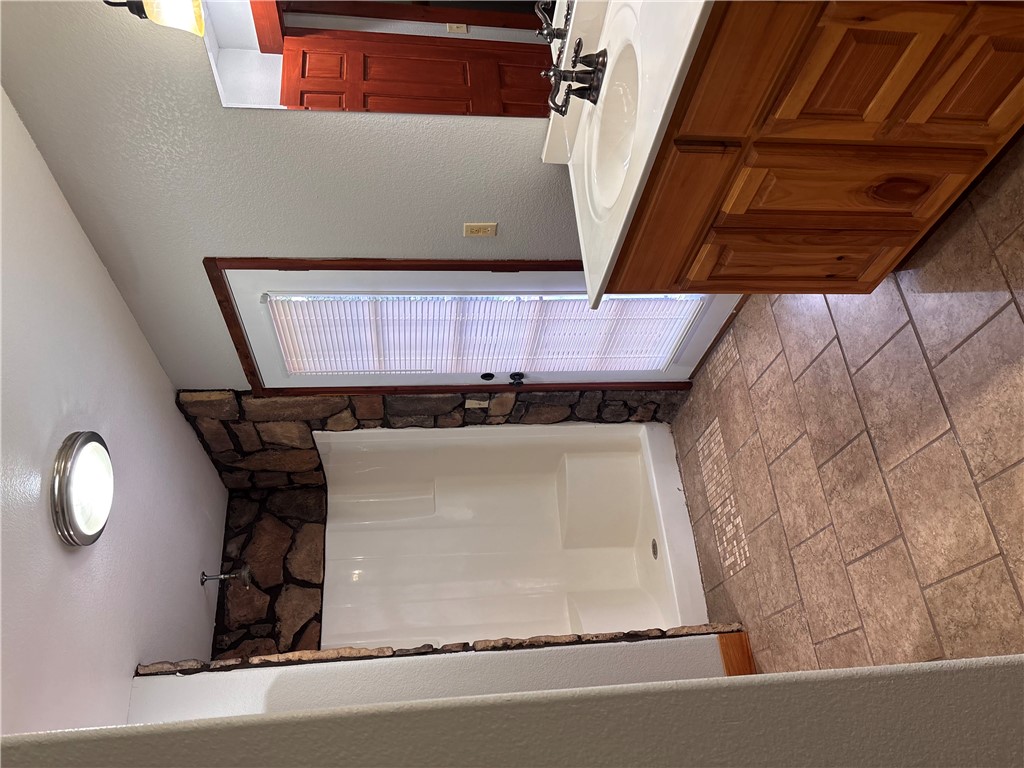 34-20-32-RURAL - Residential Lease