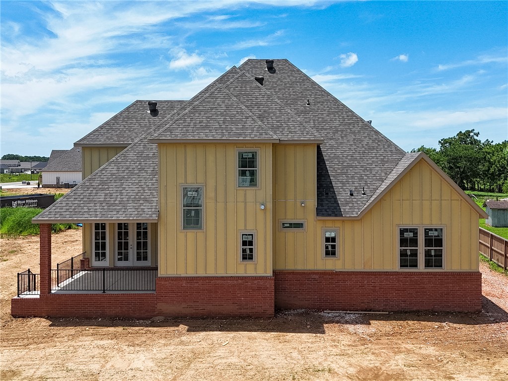 County Line Square - Residential