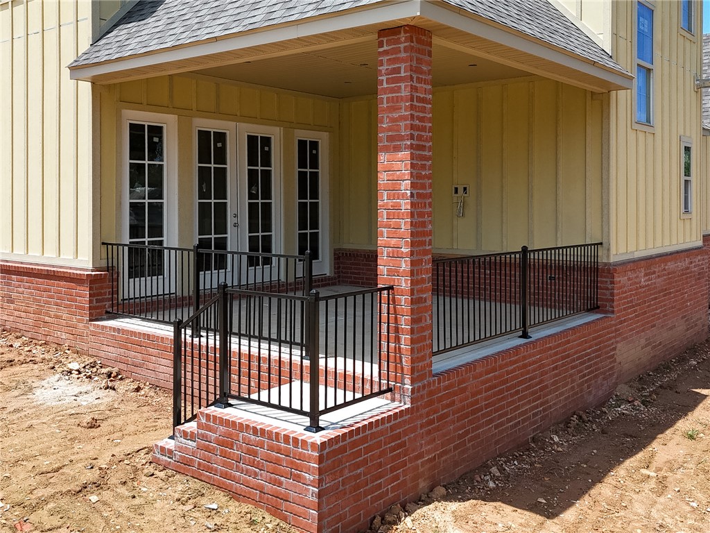 County Line Square - Residential