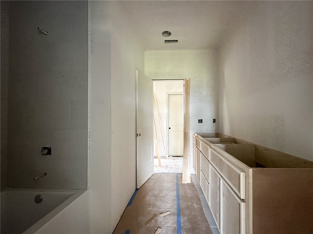 County Line Square - Residential