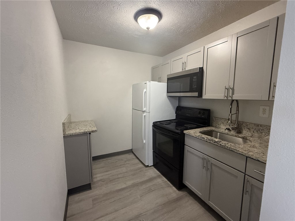 36-21-30-PEA RIDGE - Residential Lease