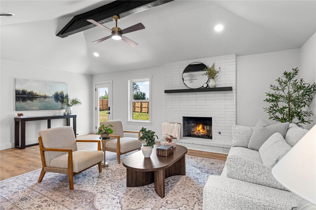 Heritage West Unit 2 Rogers - Residential