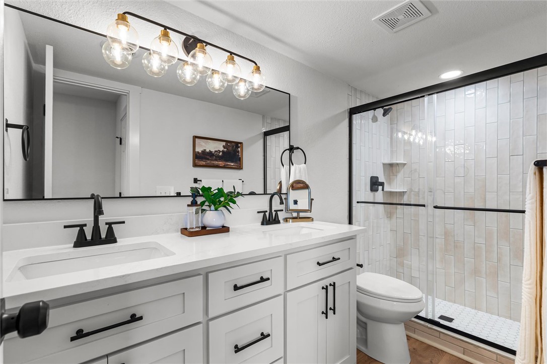Heritage West Unit 2 Rogers - Residential