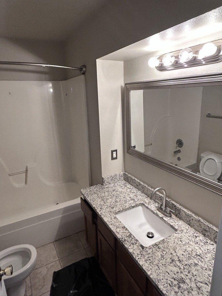 Highland Meadows Sub Lowell - Residential Lease