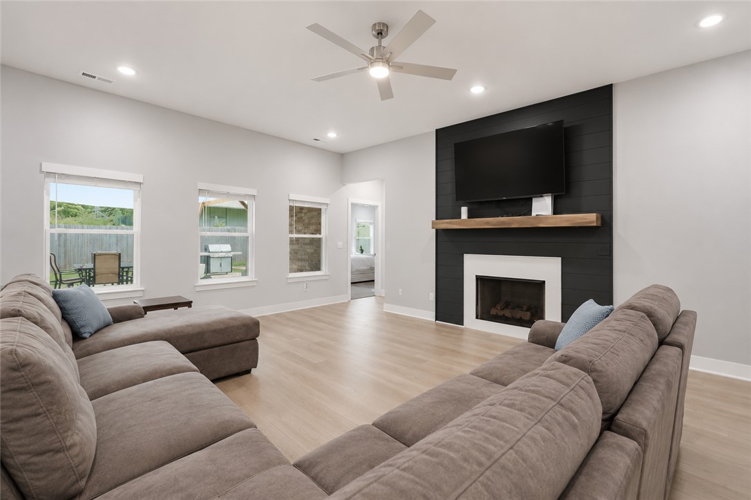 Snyder Meadows - Residential