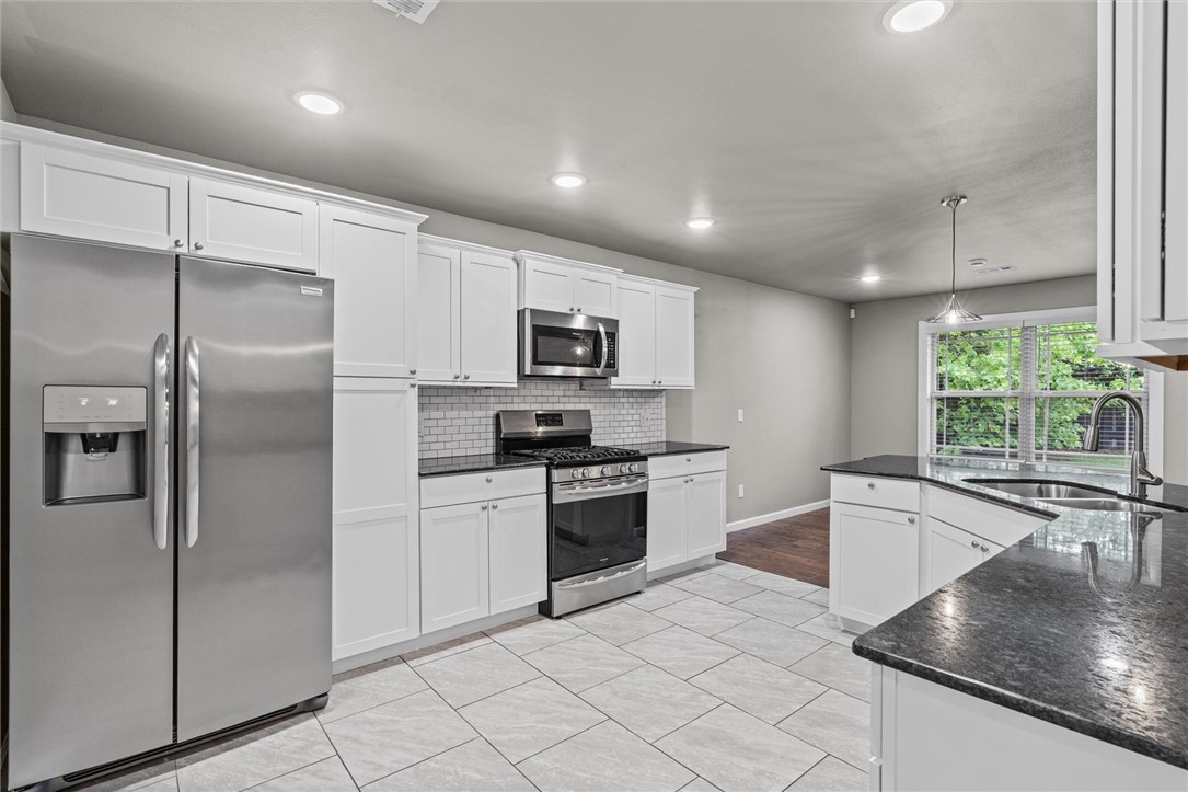 Savannah Ridge Sub Springdale - Residential Lease