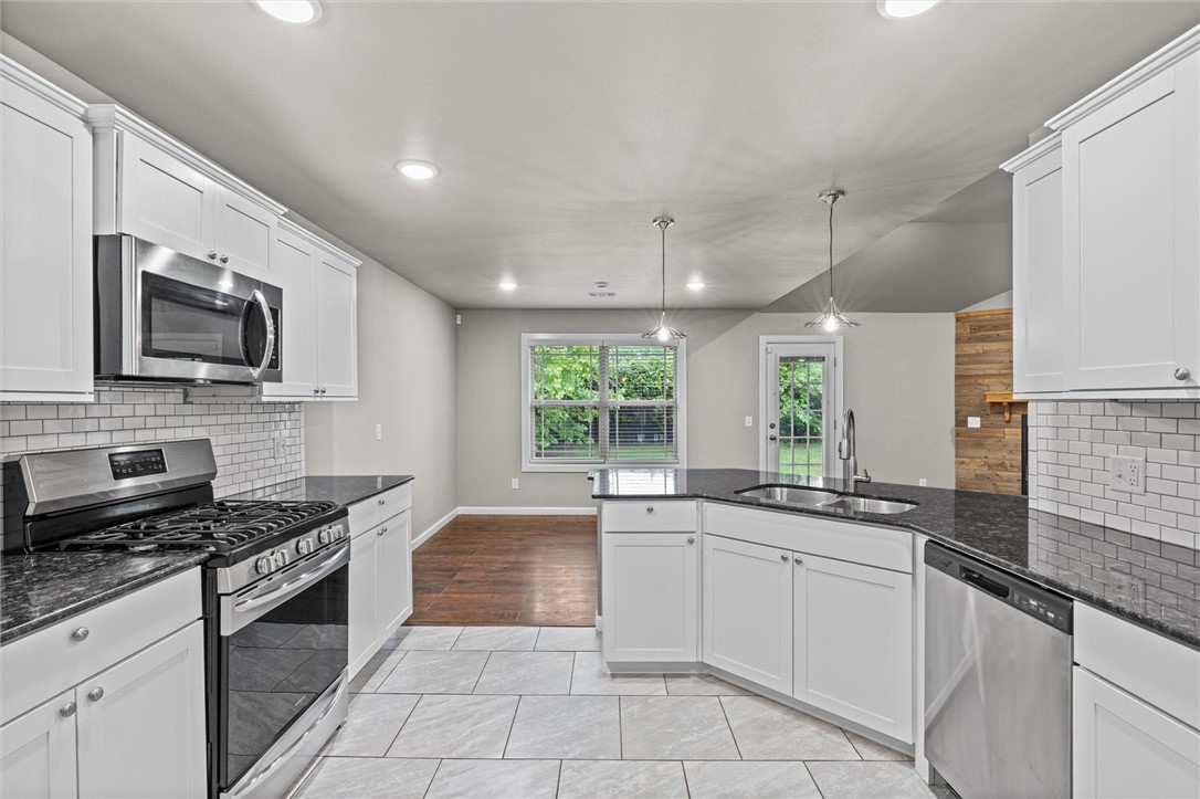 Savannah Ridge Sub Springdale - Residential Lease