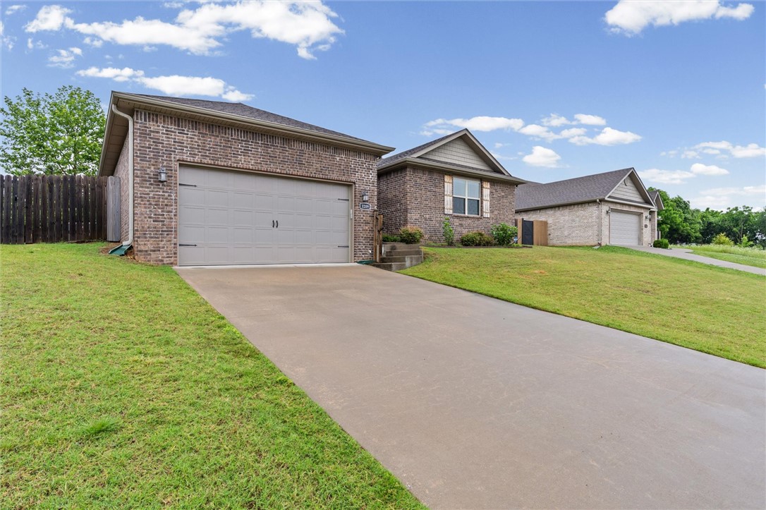 Savannah Ridge Sub Springdale - Residential Lease