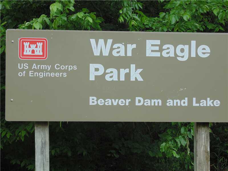 War Eagle Bend - Land