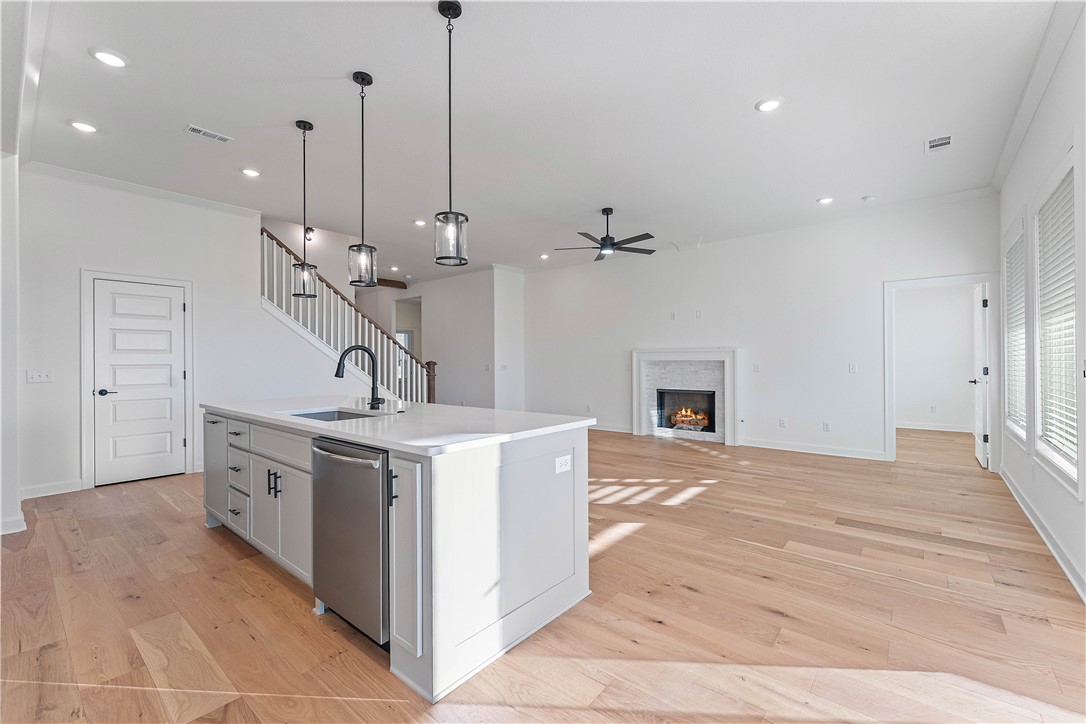 Hillcrest - Residential