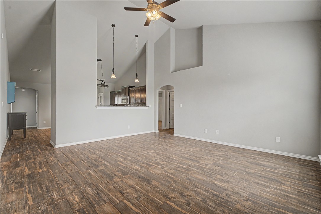 Elkhorn Sub Ph I Pea Ridge - Residential Lease
