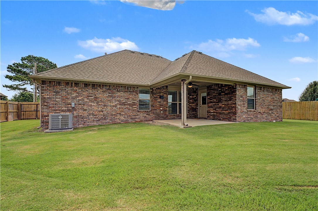 Elkhorn Sub Ph I Pea Ridge - Residential Lease