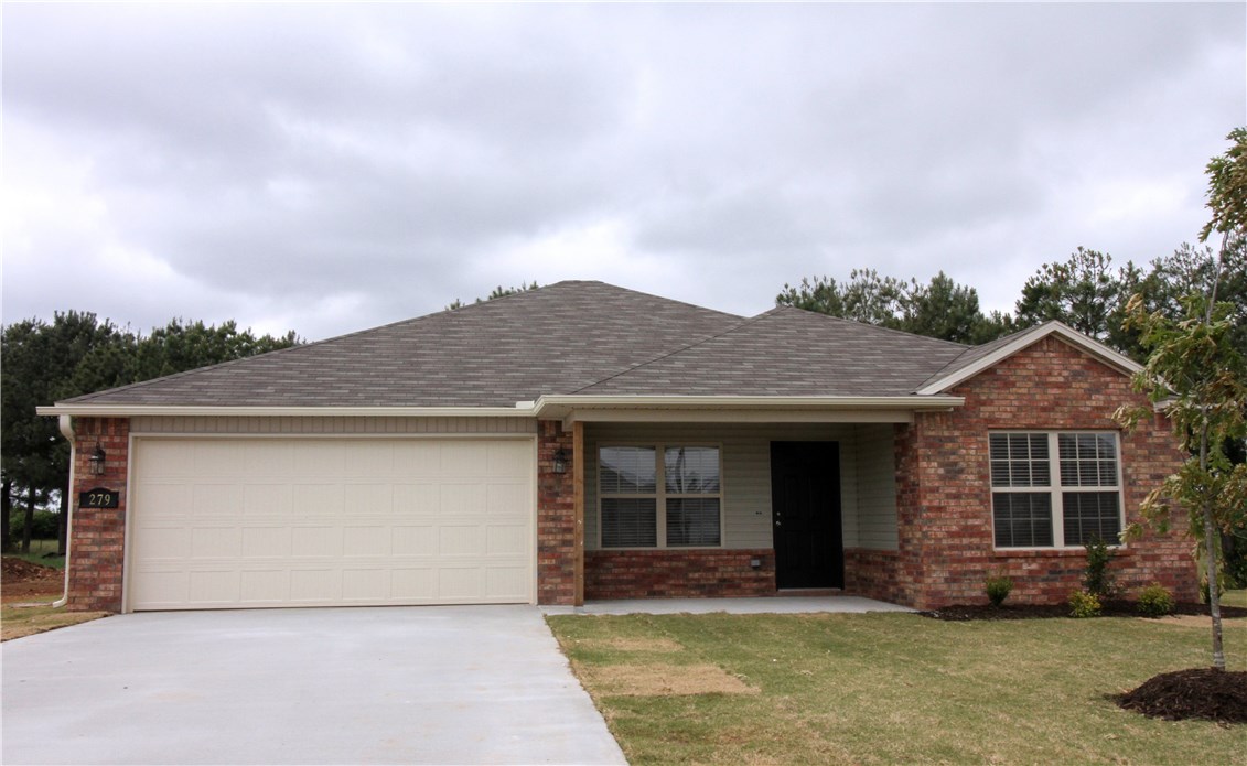 This brand new 1,467 square-foot, 4 bedroom, 2 bath home has easy-to-care-for hard-surface flooring throughout. (No carpet!) All electric house with washer/dryer hookups and a living room (w/ vaulted ceiling) that leads into a roomy, eat-in kitchen.

Convenient to JB Hunt, Tyson, Lowell, and downtown Springdale, and mid-way between Bentonville and Fayetteville.

Check out all of the 3 and 4 bedrooms available for rent in this neighborhood.
For the month of June only, ask about our Move-In Special!