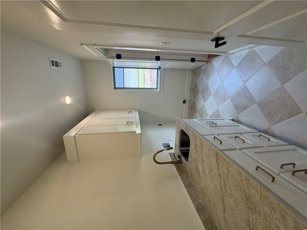 Nairn Sub Bvv - Residential