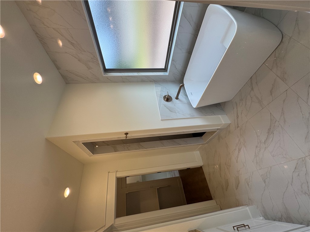 Nairn Sub Bvv - Residential