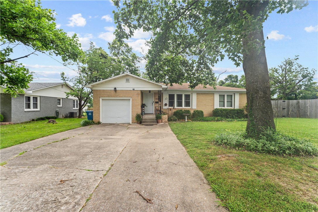 Demings 2nd Add Bentonville - Residential