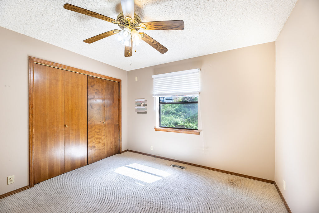 Unit 104 Holiday Island - Residential