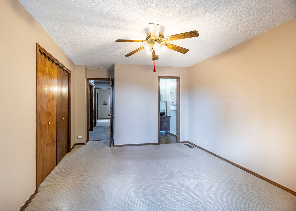 Unit 104 Holiday Island - Residential