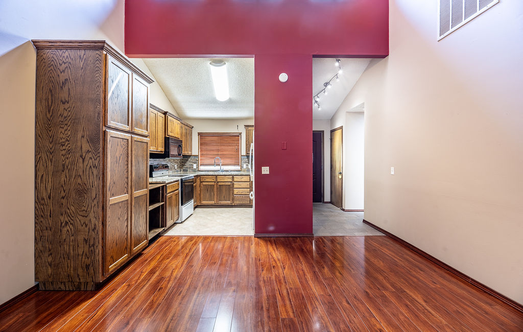 Unit 104 Holiday Island - Residential