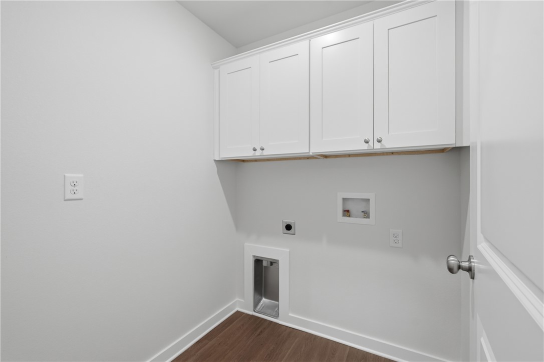 Springhill Sub Gentry - Residential Lease