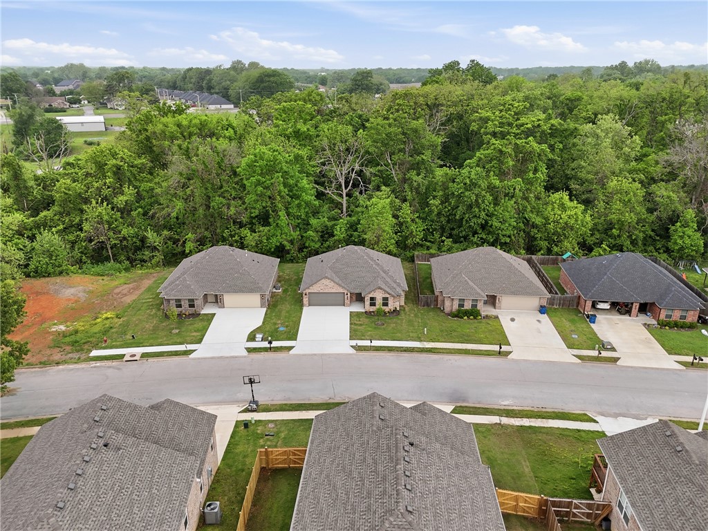 Springhill Sub Gentry - Residential Lease