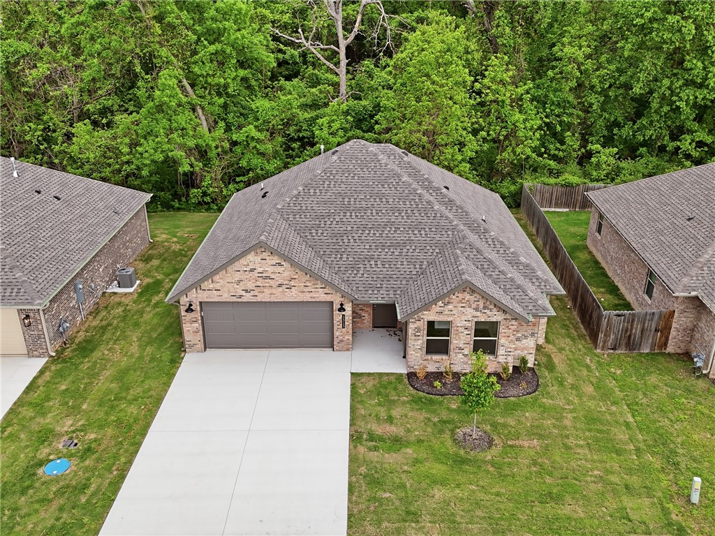 Springhill Sub Gentry - Residential Lease