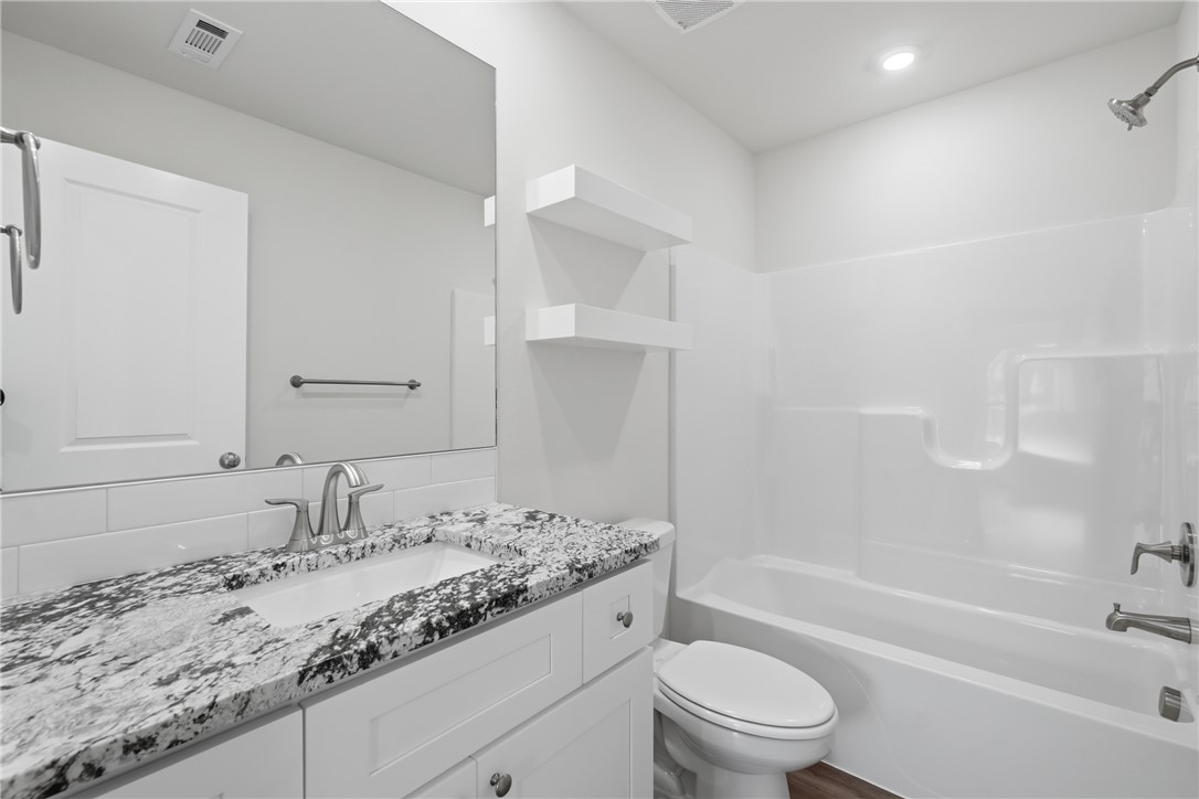 Springhill Sub Gentry - Residential Lease