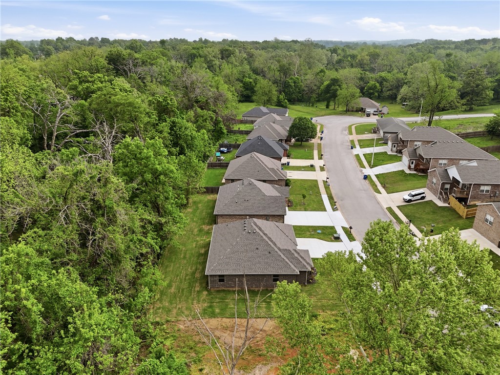 Springhill Sub Gentry - Residential Lease
