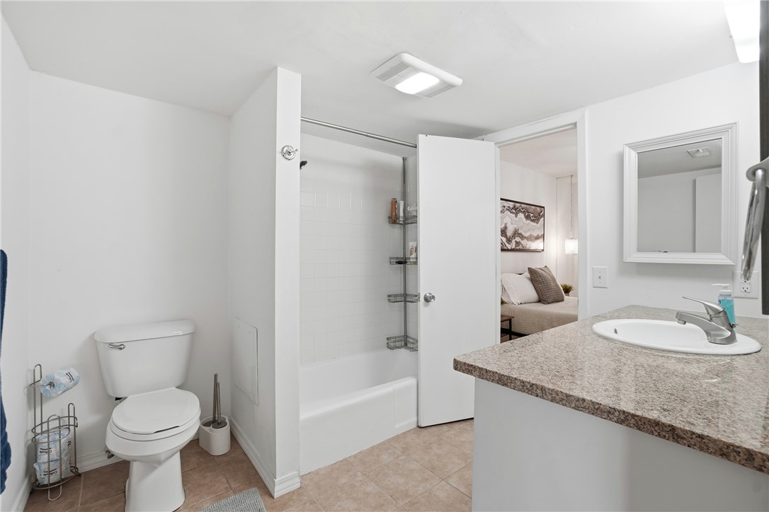 Drake Courts - Residential Lease