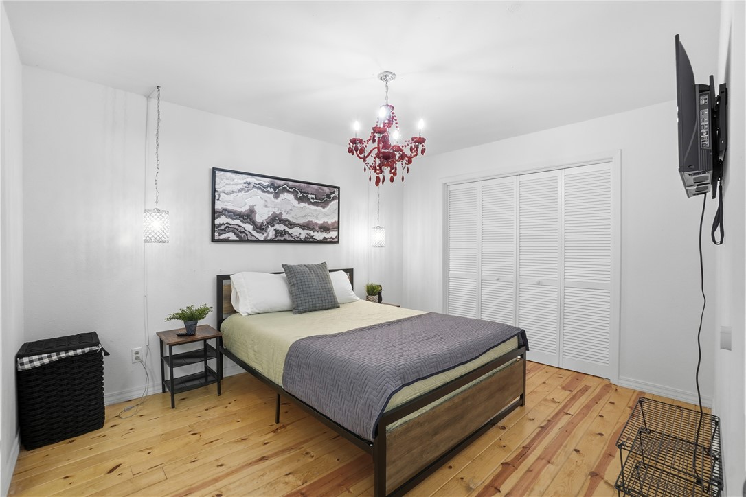 Drake Courts - Residential Lease