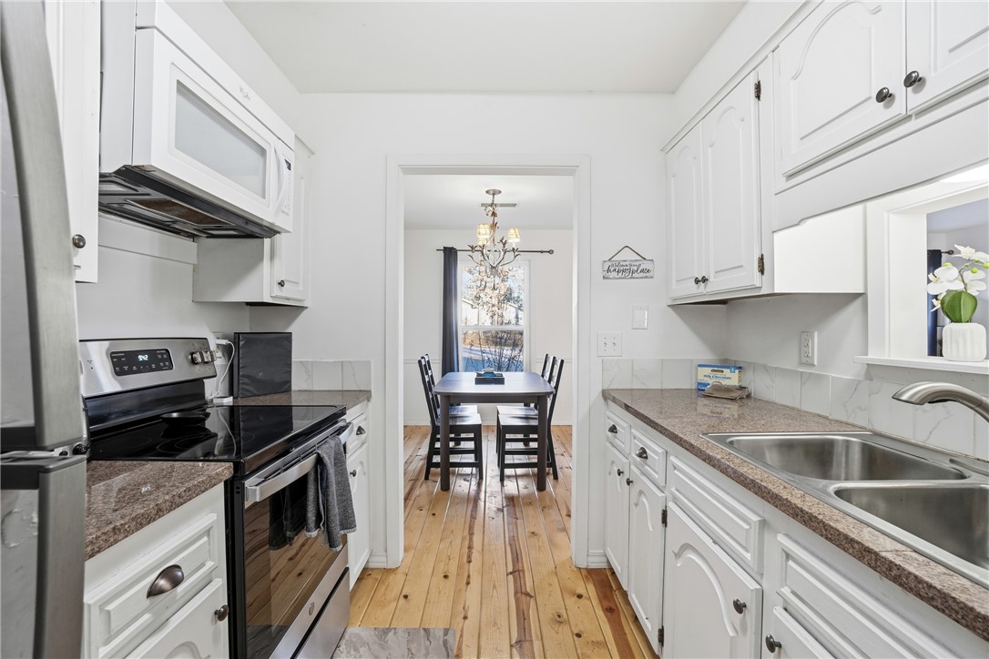 Drake Courts - Residential Lease