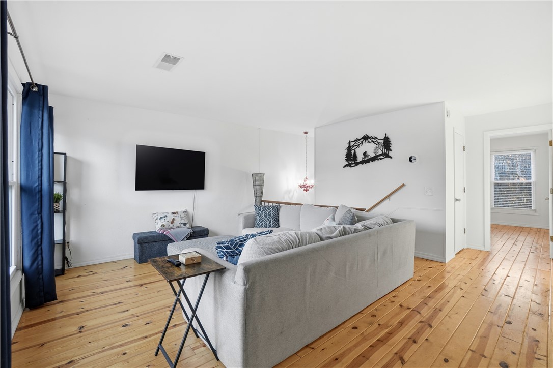 Drake Courts - Residential Lease