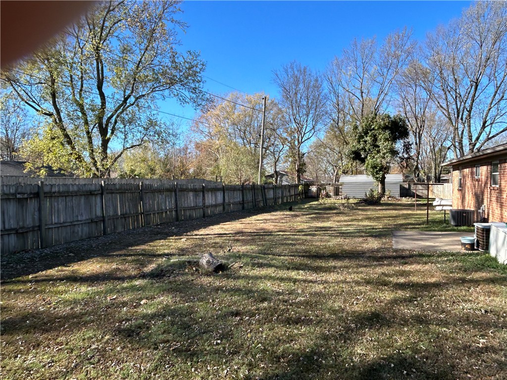 Carast Acres Add Gentry - Residential Lease