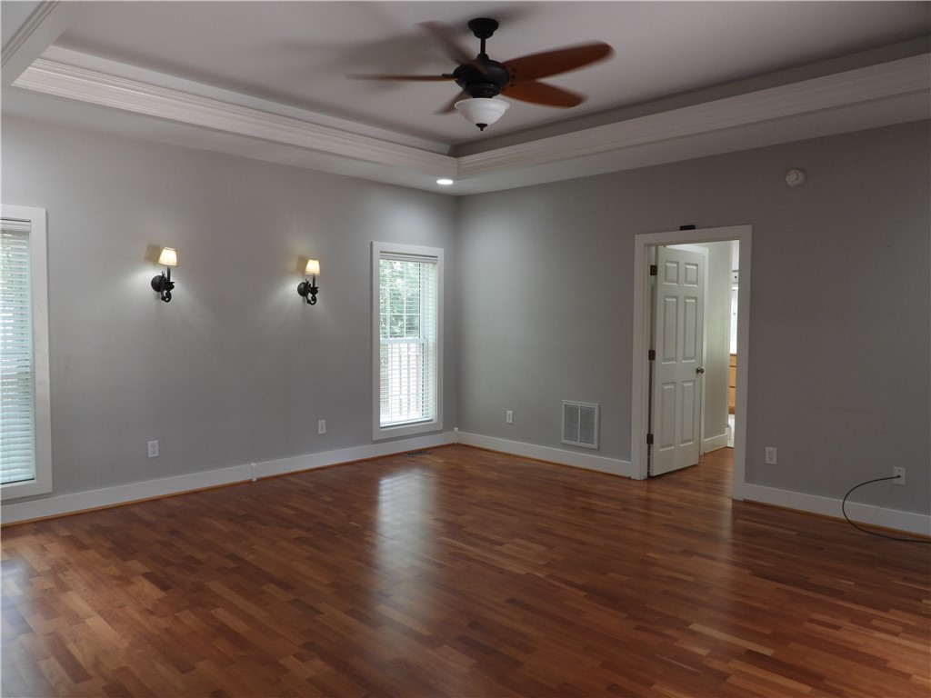 Oakwood Estates Rep Pt Village Estate - Residential