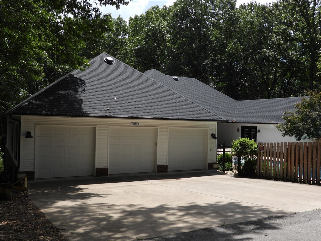 Oakwood Estates Rep Pt Village Estate - Residential