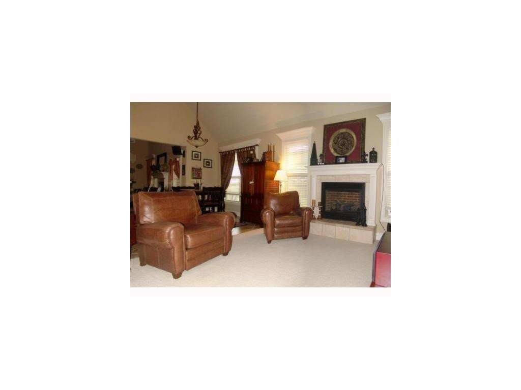 Creekwood Sub-Rogers - Residential Lease