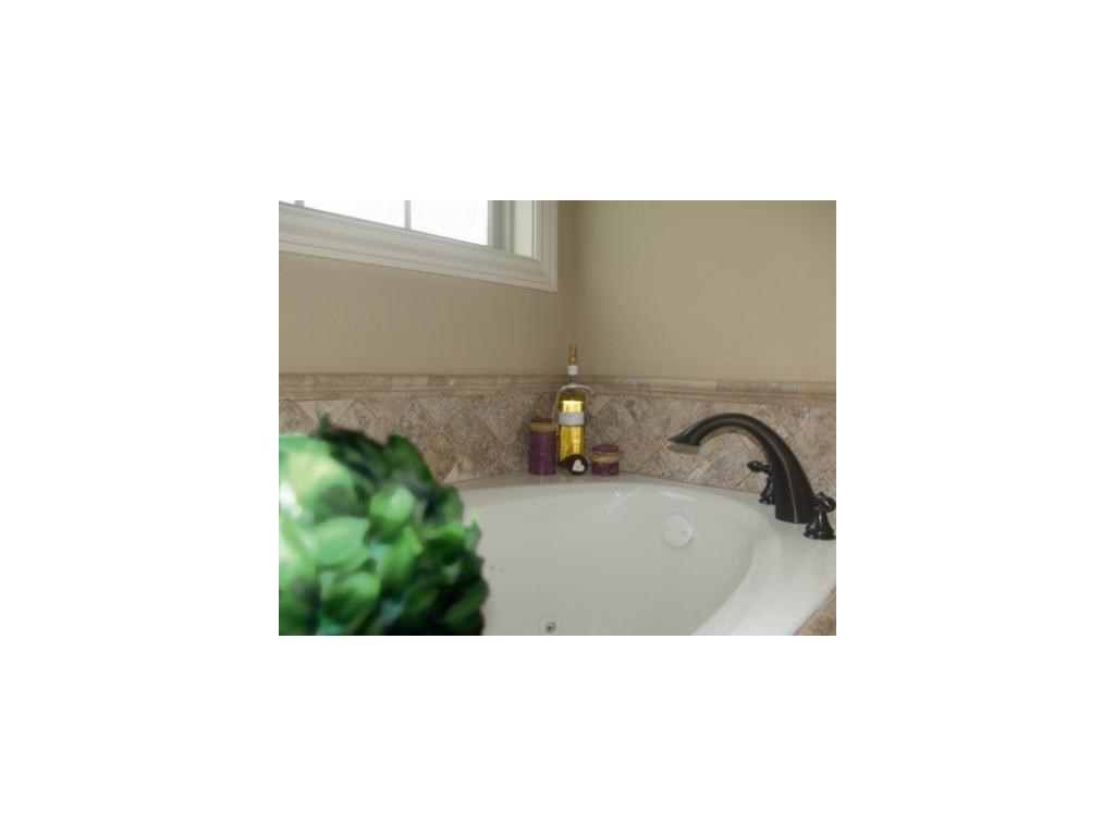 Creekwood Sub-Rogers - Residential Lease